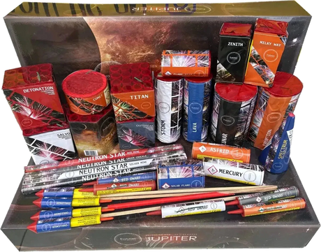 Jupiter Box 25-piece F2 firework selection box by Evo Fireworks